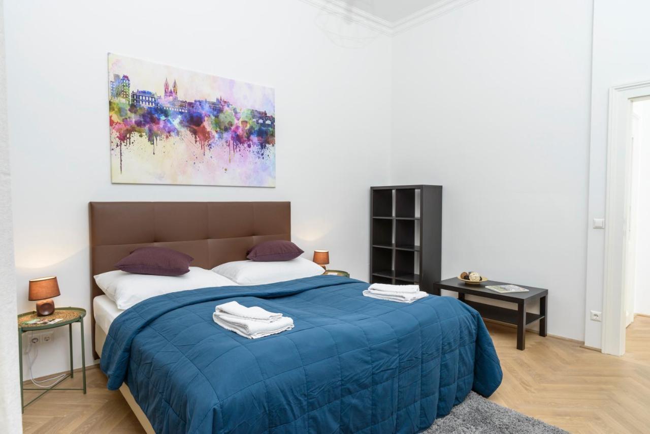 וינה Senator Suite Stephansplatz By Ichbucheat מראה חיצוני תמונה
