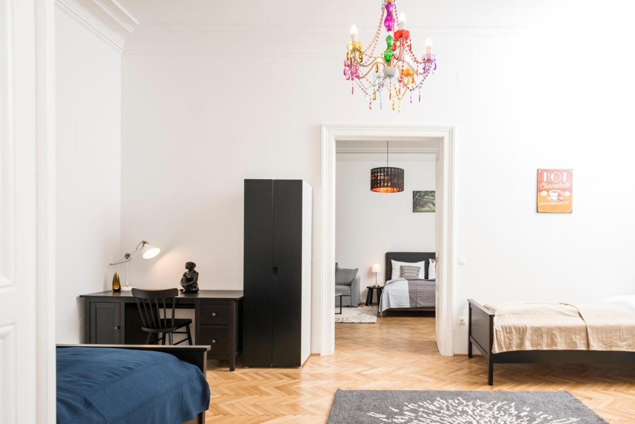 וינה Senator Suite Stephansplatz By Ichbucheat מראה חיצוני תמונה