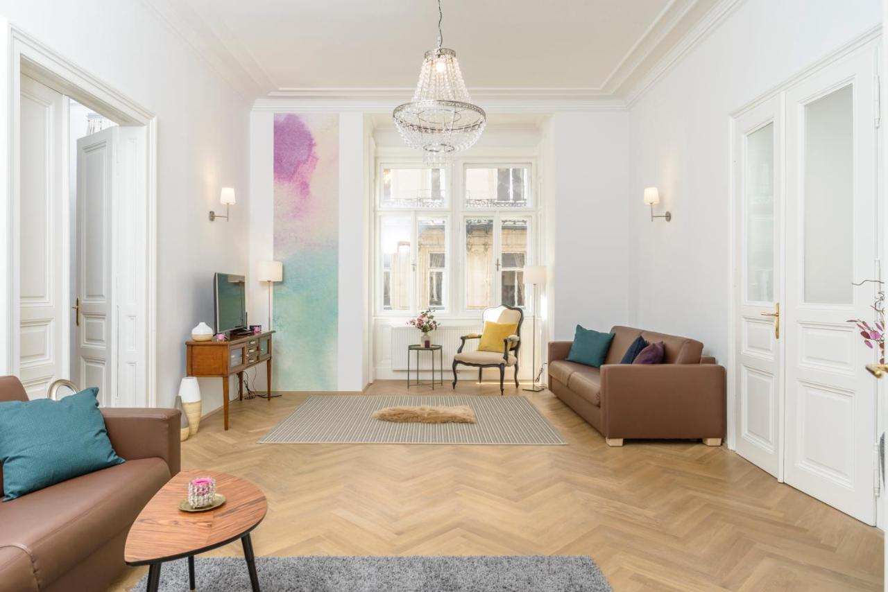 וינה Senator Suite Stephansplatz By Ichbucheat מראה חיצוני תמונה
