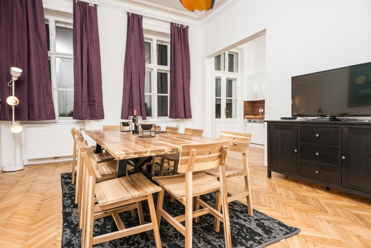 וינה Senator Suite Stephansplatz By Ichbucheat מראה חיצוני תמונה
